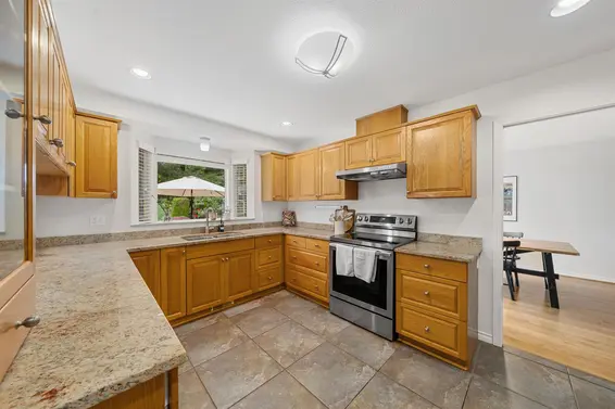 1479 Percy Court, North Vancouver For Sale - image 8