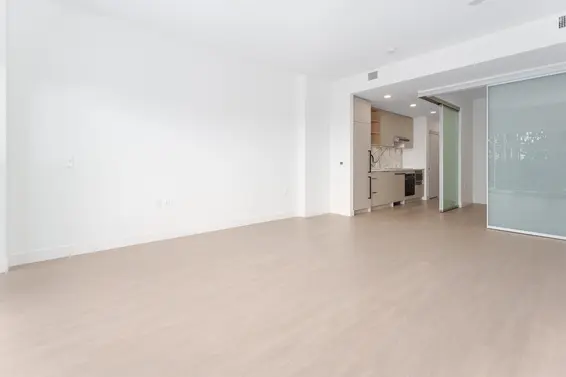359 422 East 3rd Street, North Vancouver For Sale - image 13