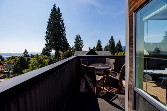 126 East St. James Road, North Vancouver For Sale - image 13
