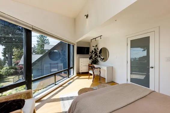 126 East St. James Road, North Vancouver For Sale - image 24