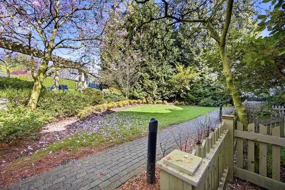 155 1100 East 29th Street, North Vancouver For Sale - image 3