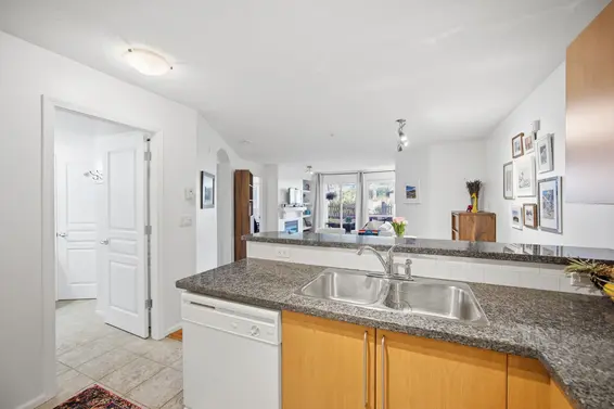 155 1100 East 29th Street, North Vancouver For Sale - image 7