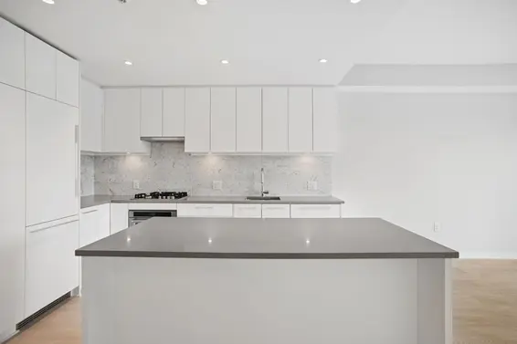 612 110 East 17th Street, North Vancouver For Sale - image 4