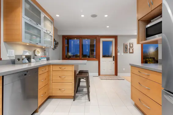 1144 West Keith Road, North Vancouver For Sale - image 11
