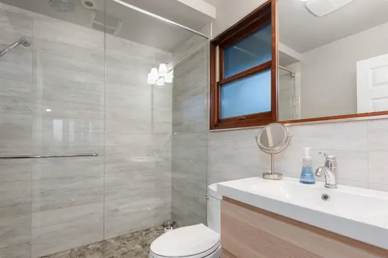 1144 West Keith Road, North Vancouver For Sale - image 16