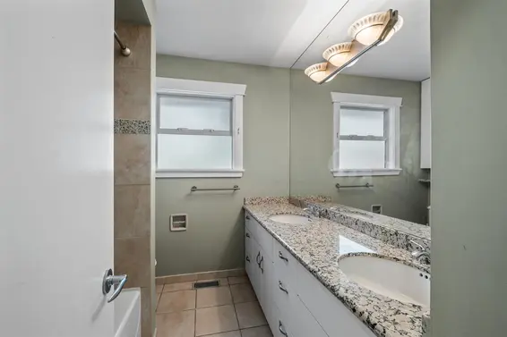 353 Newdale Court, North Vancouver For Sale - image 18