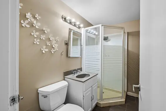 353 Newdale Court, North Vancouver For Sale - image 31