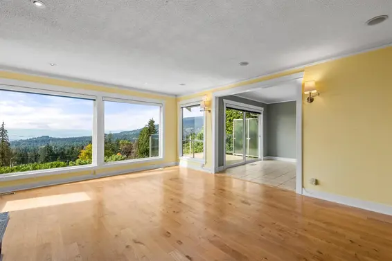 353 Newdale Court, North Vancouver For Sale - image 6