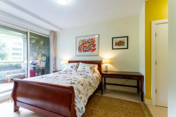 200 866 Arthur Erickson Place, West Vancouver For Sale - image 7