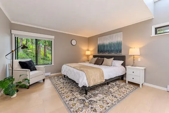 4739 Woodgreen Drive, West Vancouver For Sale - image 21