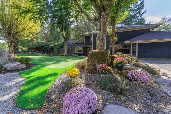 4739 Woodgreen Drive, West Vancouver For Sale - image 35