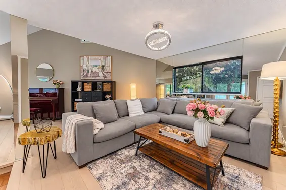 4739 Woodgreen Drive, West Vancouver For Sale - image 4