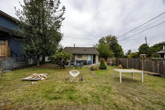 446 East 16th Street, North Vancouver For Sale - image 12