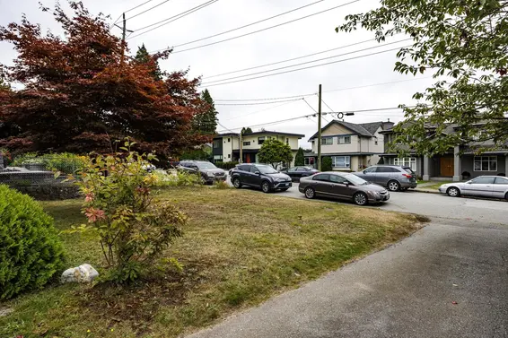 446 East 16th Street, North Vancouver For Sale - image 27
