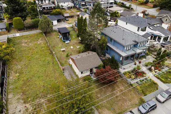 446 East 16th Street, North Vancouver For Sale - image 8