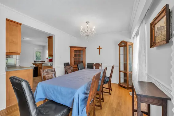 468 Saville Crescent, North Vancouver For Sale - image 16