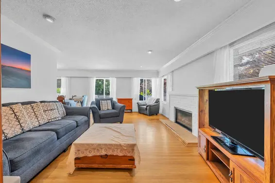 468 Saville Crescent, North Vancouver For Sale - image 21