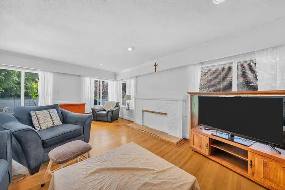 468 Saville Crescent, North Vancouver For Sale - image 22