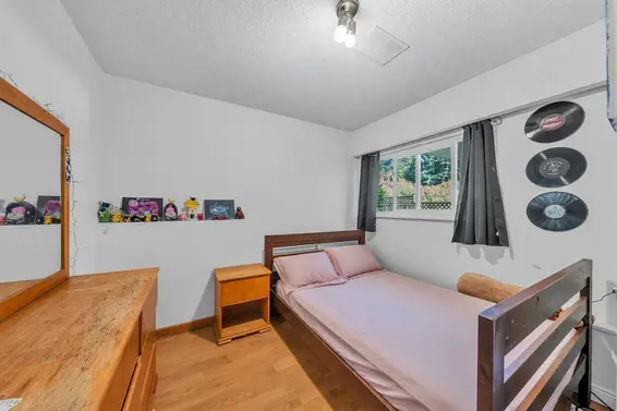 468 Saville Crescent, North Vancouver For Sale - image 23
