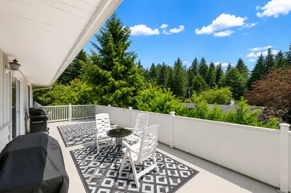 468 Saville Crescent, North Vancouver For Sale - image 4