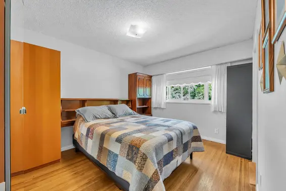 468 Saville Crescent, North Vancouver For Sale - image 6