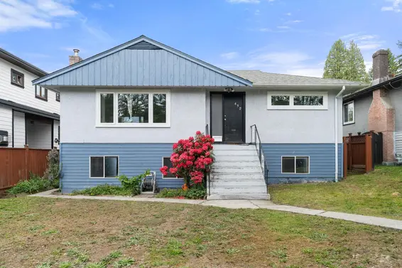 432 West 25th Street, North Vancouver