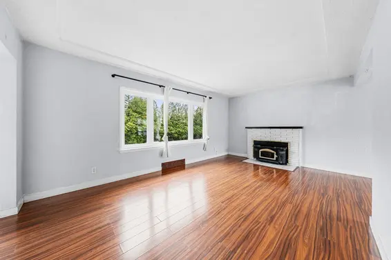 432 West 25th Street, North Vancouver For Sale - image 3