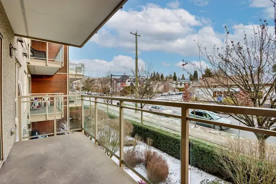 207 1033 St Georges Avenue, North Vancouver For Sale - image 25