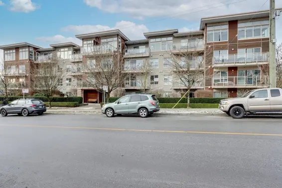 207 1033 St Georges Avenue, North Vancouver For Sale - image 30