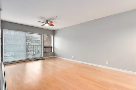 207 1033 St Georges Avenue, North Vancouver For Sale - image 4