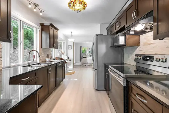 869 Seymour Boulevard, North Vancouver For Sale - image 5