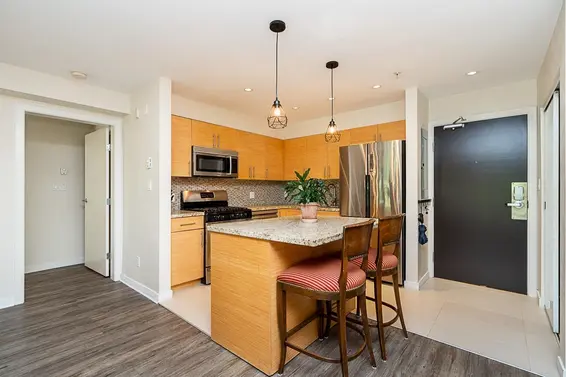 206 2832 Capilano Road, North Vancouver For Sale - image 10