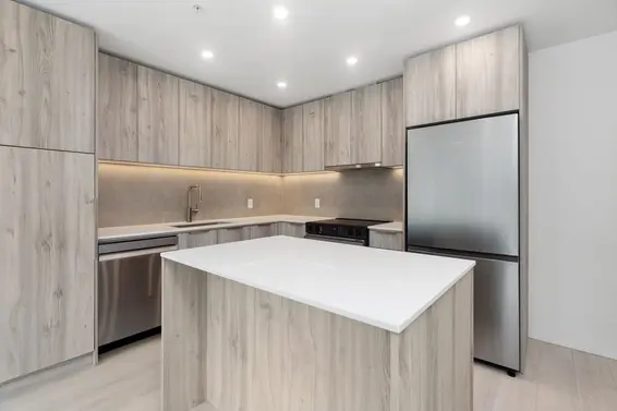 302 3596 Malsum Drive, North Vancouver For Sale - image 3