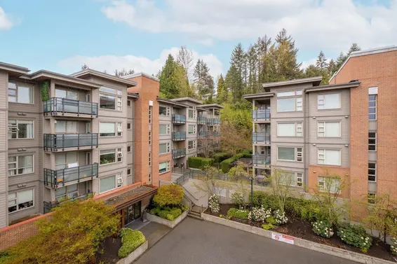 410 1673 Lloyd Avenue, North Vancouver For Sale - image 2