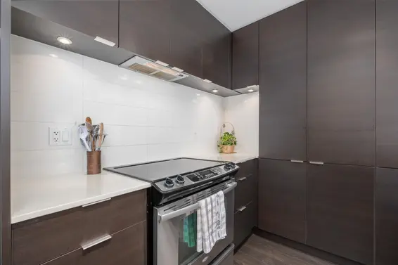 410 1673 Lloyd Avenue, North Vancouver For Sale - image 3
