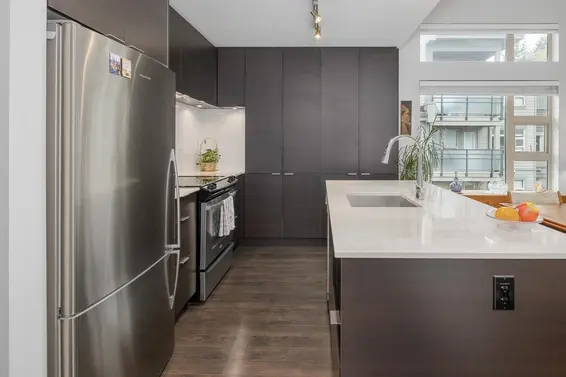 410 1673 Lloyd Avenue, North Vancouver For Sale - image 4