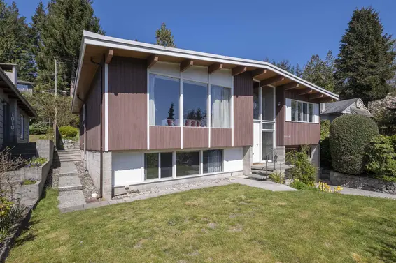 1008 West 17th Street, North Vancouver For Sale - image 2