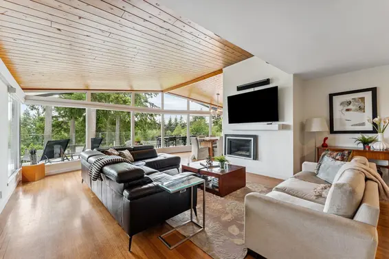 4375 Woodcrest Road, West Vancouver For Sale - image 11