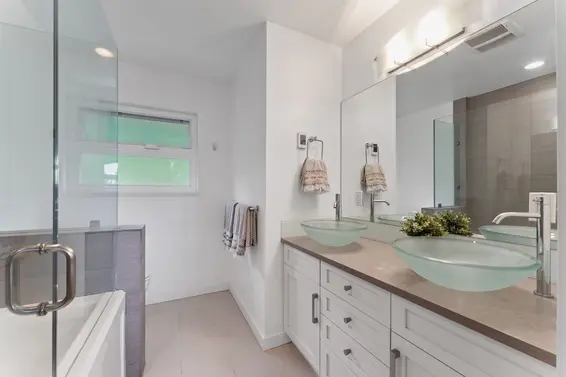 4375 Woodcrest Road, West Vancouver For Sale - image 24
