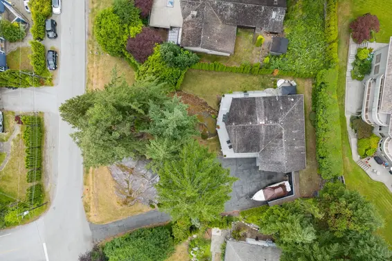 4375 Woodcrest Road, West Vancouver For Sale - image 40