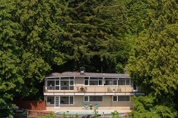 2750 Rosebery Avenue, West Vancouver For Sale - image 2
