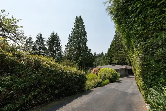 2750 Rosebery Avenue, West Vancouver For Sale - image 32