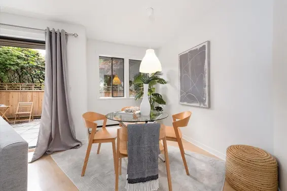 6 251 West 14th Street, North Vancouver For Sale - image 2