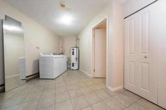 6 251 West 14th Street, North Vancouver For Sale - image 29