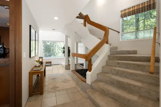 5502 Parthenon Place, West Vancouver For Sale - image 10