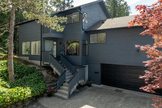5502 Parthenon Place, West Vancouver For Sale - image 2