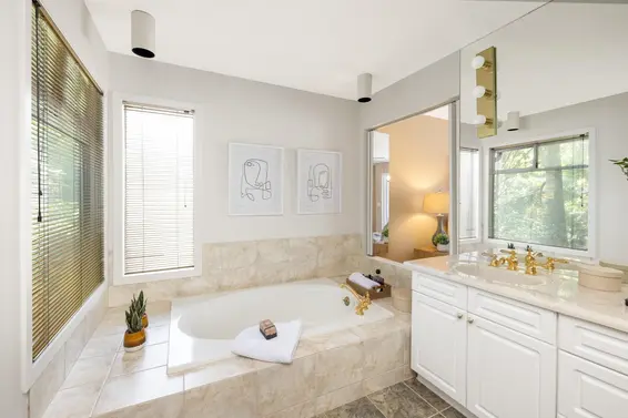 5502 Parthenon Place, West Vancouver For Sale - image 36
