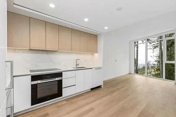 704 3963 Uplands Way, West Vancouver