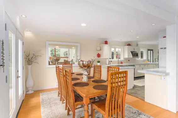 20 Oceanview Road, Lions Bay For Sale - image 5
