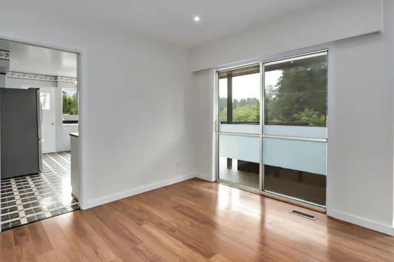 1127 Caledonia Avenue, North Vancouver For Sale - image 7
